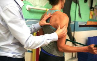 Лечение вывиха плеча и реабилитация