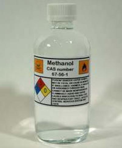 Метанол это газ. Метанол. Метанол растворитель.